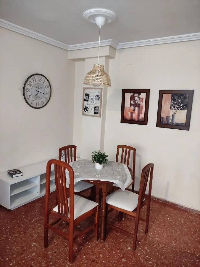 Apartamento Amplio piso junto a Playa Victoria Cádiz