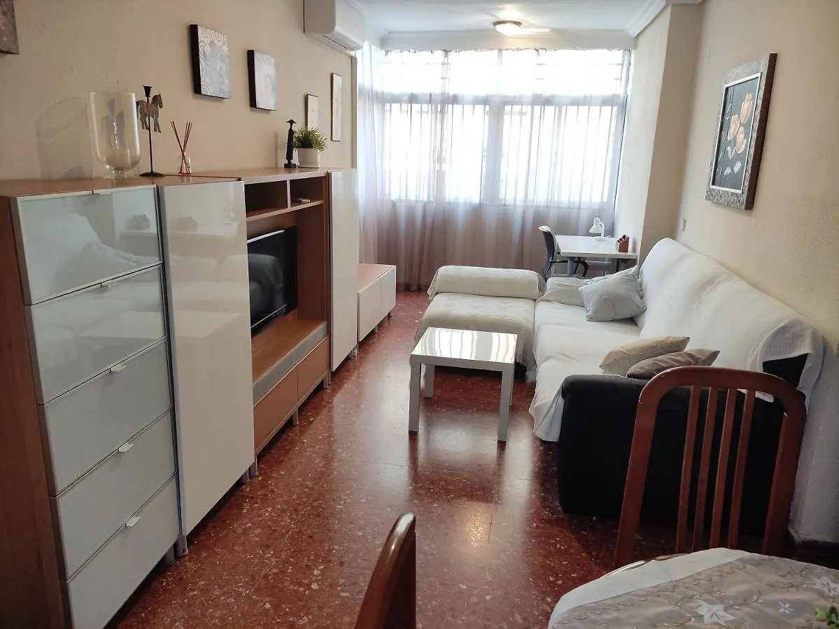 Apartamento Amplio piso junto a Playa Victoria Cádiz